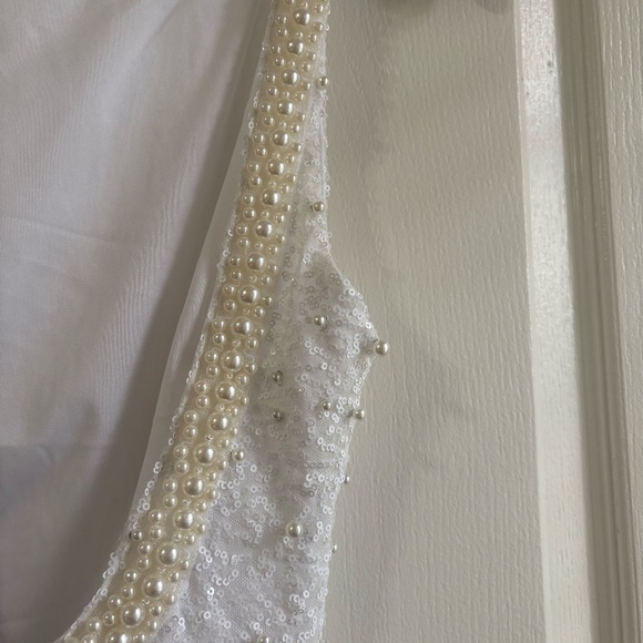 White Sequin & Pearl Embellished Dress - Picture 4 of 4